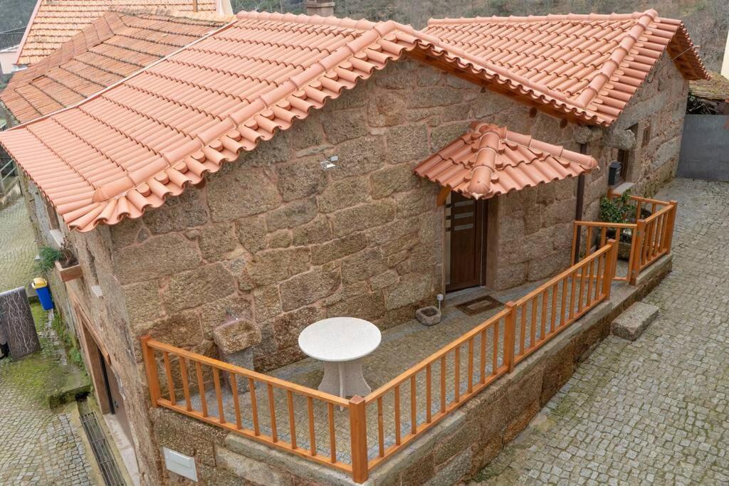 Casa Largo S Lourenco E Casa Da Videira Mazes Екстер'єр фото